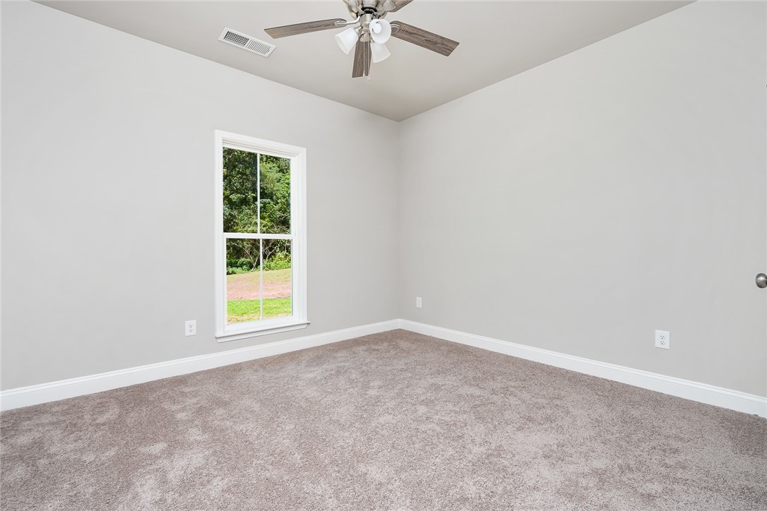 118 Boxwood Lane Anderson, SC 29621 - Photo 28 of 31 Gallery Image 28