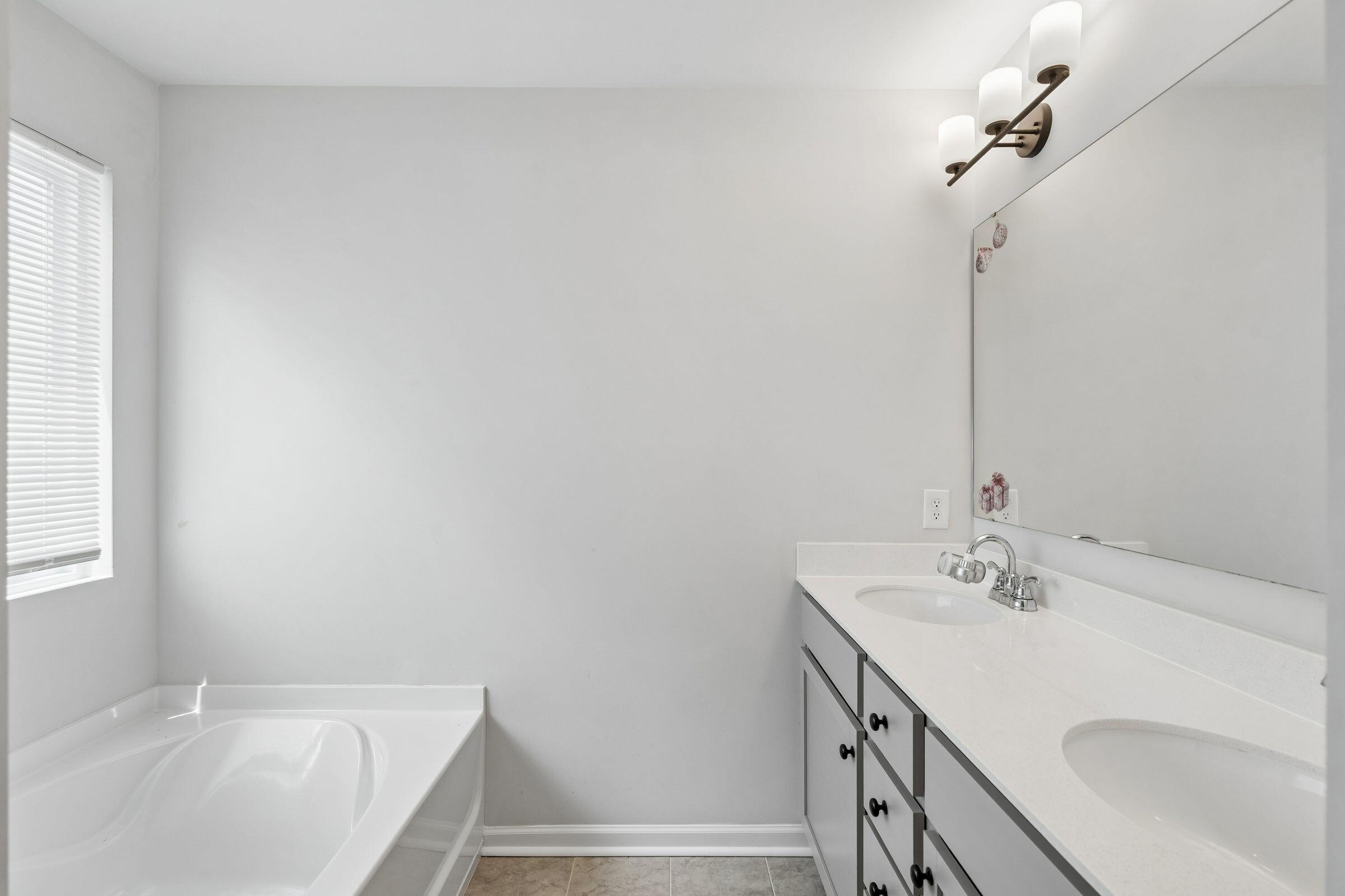504 Purple Finch Road Summerville, SC 29486 - Photo 29 of 35 504PurpleFinchRd-KeenEyeMarketing-035