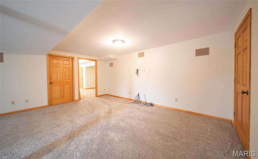 622 Elk Run St. Clair, MO 63077 - Photo 46 of 52