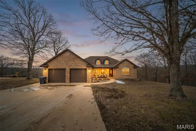 $679,999 | 622 Elk Run, St. Clair, MO 63077