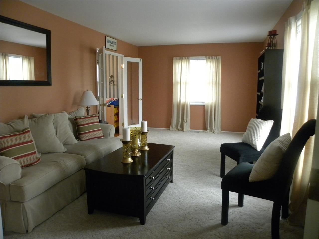 1352 Riding Mall South Bend, IN 46614 - Photo 6 of 30 Gallery Image 6