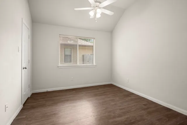 $310,000 | 3722 Northshore Drive, Montgomery, TX 77356