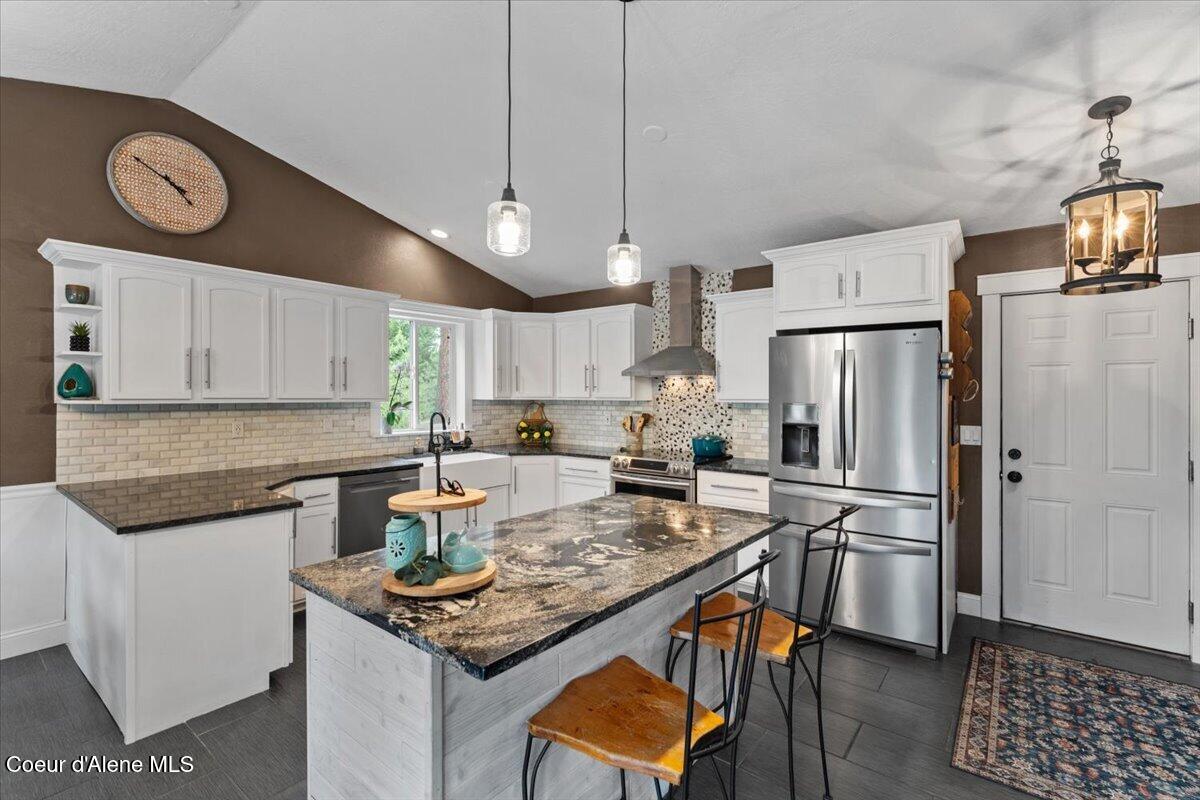11243 West Hidden Valley Road Rathdrum, ID 83858 - Photo 22 of 86 23-Kitchen