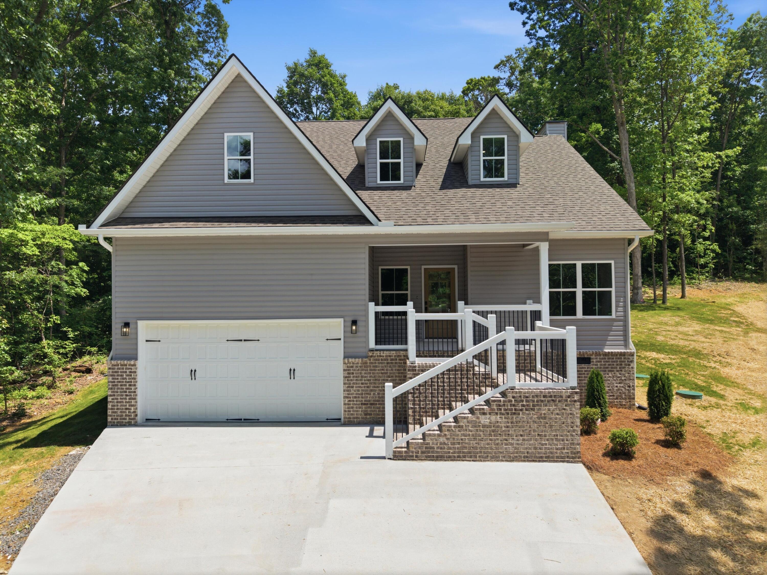 02-220HollowRd-53