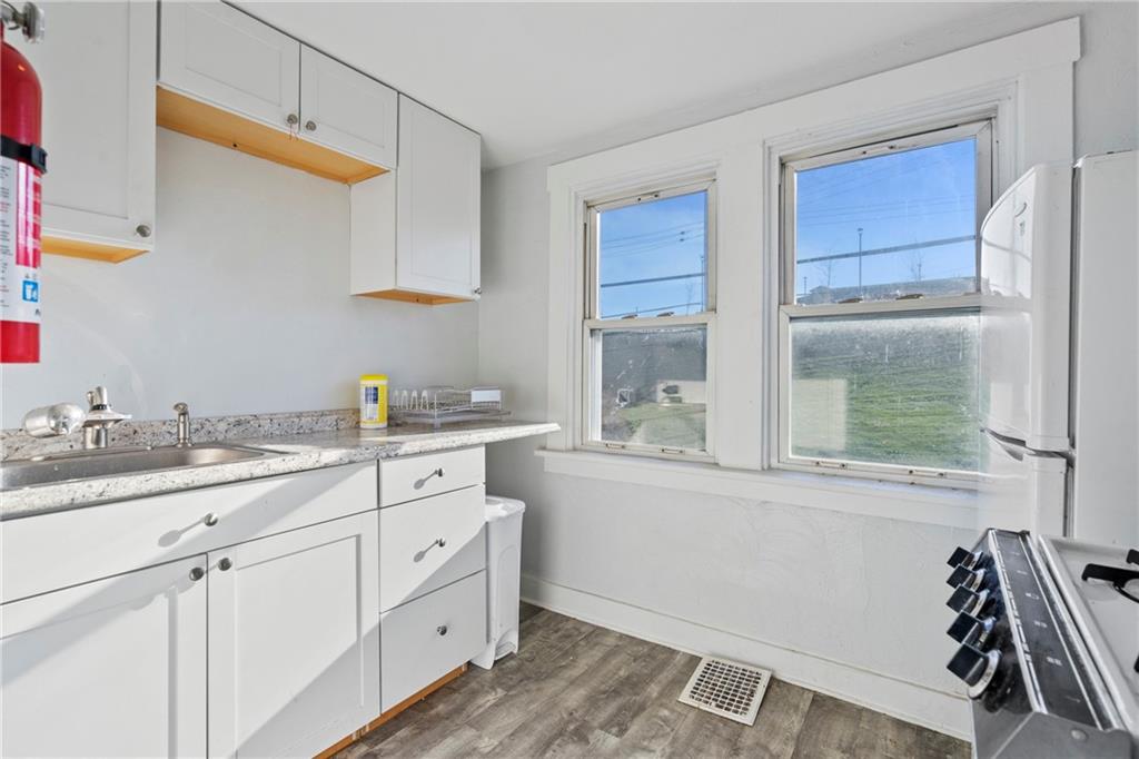 3310 Provost Road Pittsburgh, PA 15227 - Photo 18 of 29 Gallery Image 18