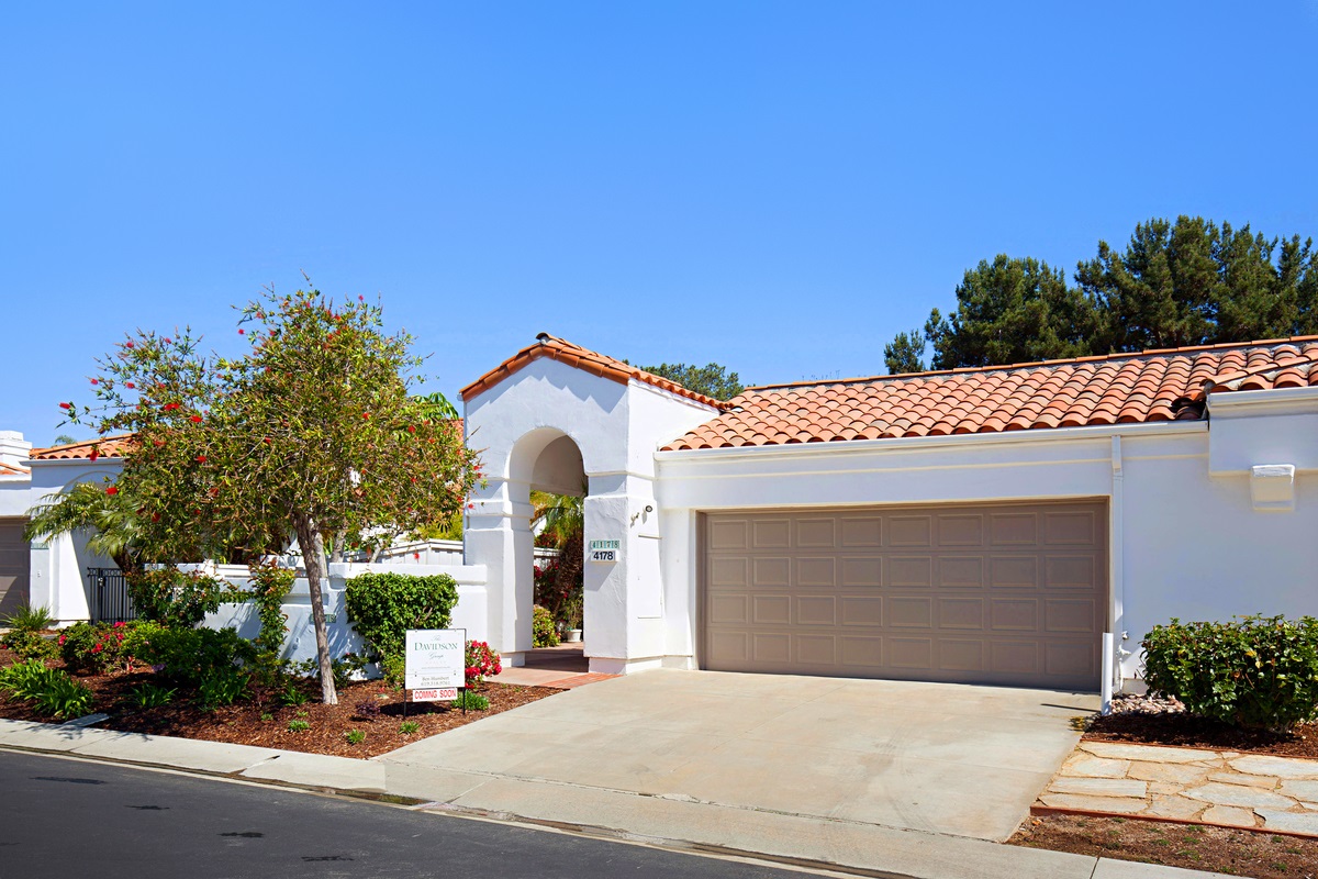 4178 Rhodes Way Oceanside, CA 92056 - Photo 2 of 25