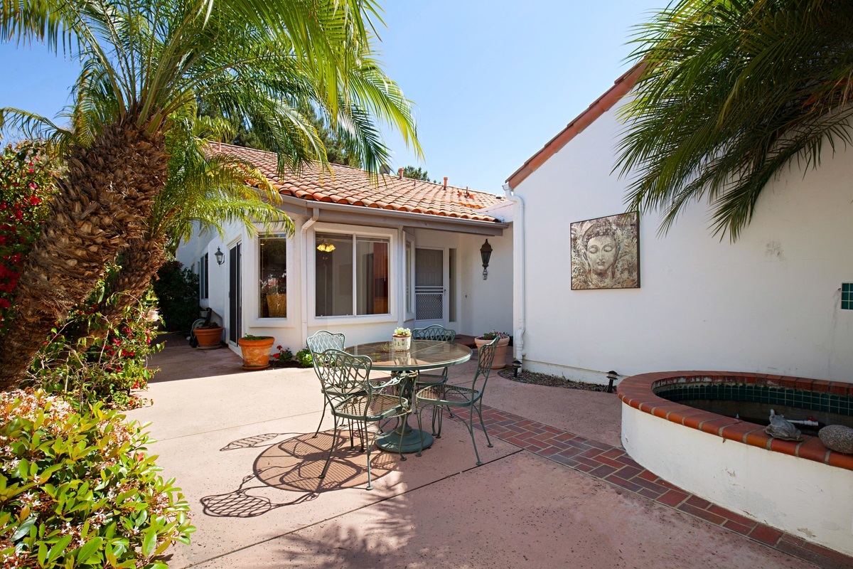 4178 Rhodes Way Oceanside, CA 92056 - Photo 3 of 25