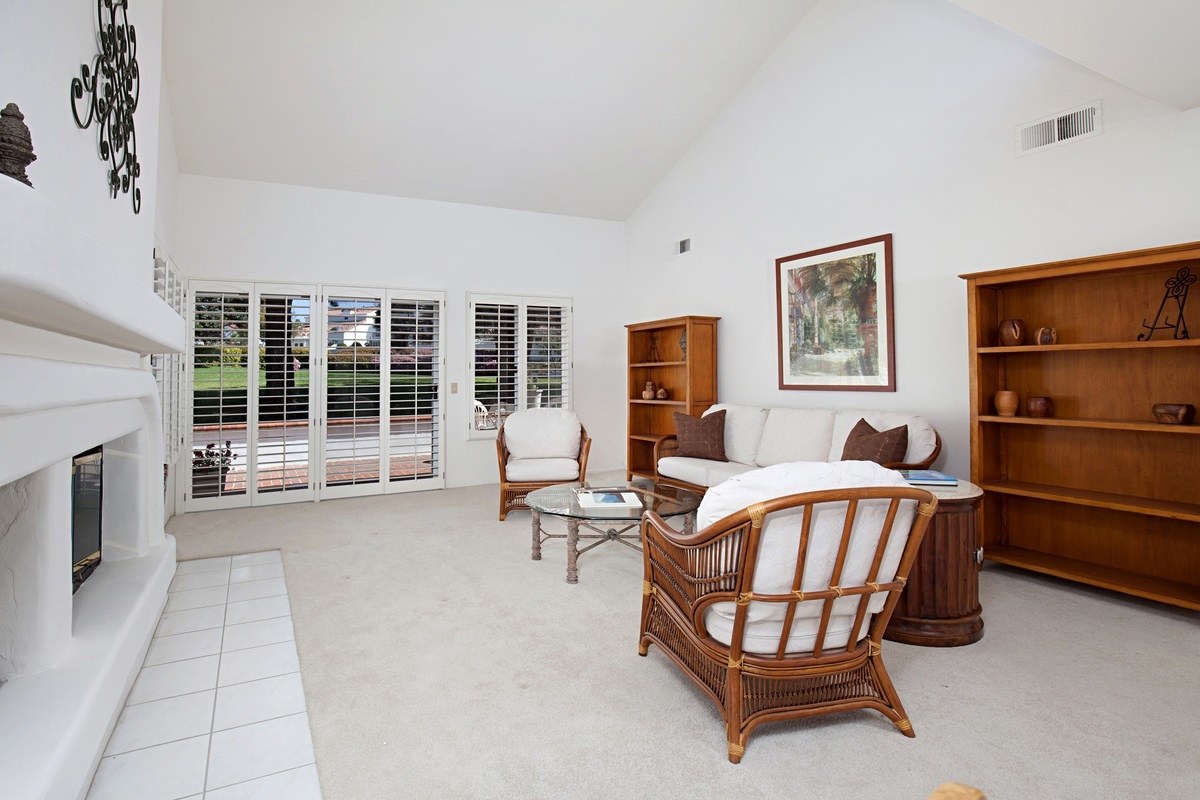 4178 Rhodes Way Oceanside, CA 92056 - Photo 6 of 25