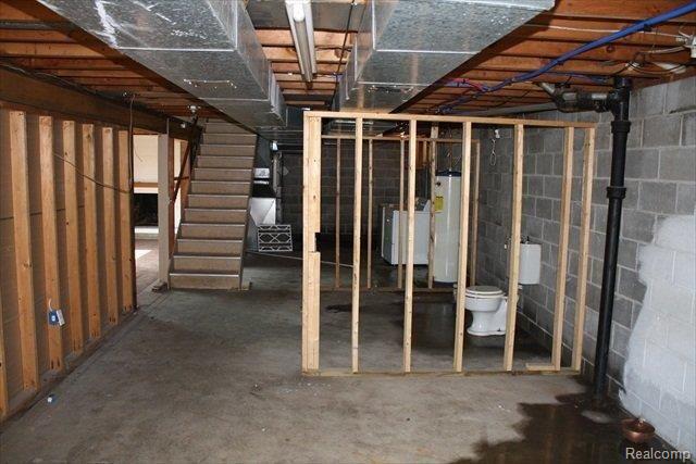 3303 Bigelow Road Howell, MI 48855 - Photo 6 of 19 3303 Basement (2).JPG