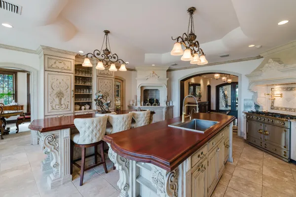 $22,500,000 | 19 North Beach Road, Jupiter Island, FL 33455