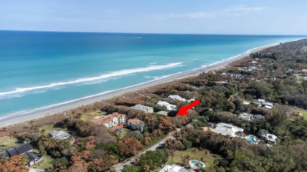 $22,500,000 | 19 North Beach Road, Jupiter Island, FL 33455