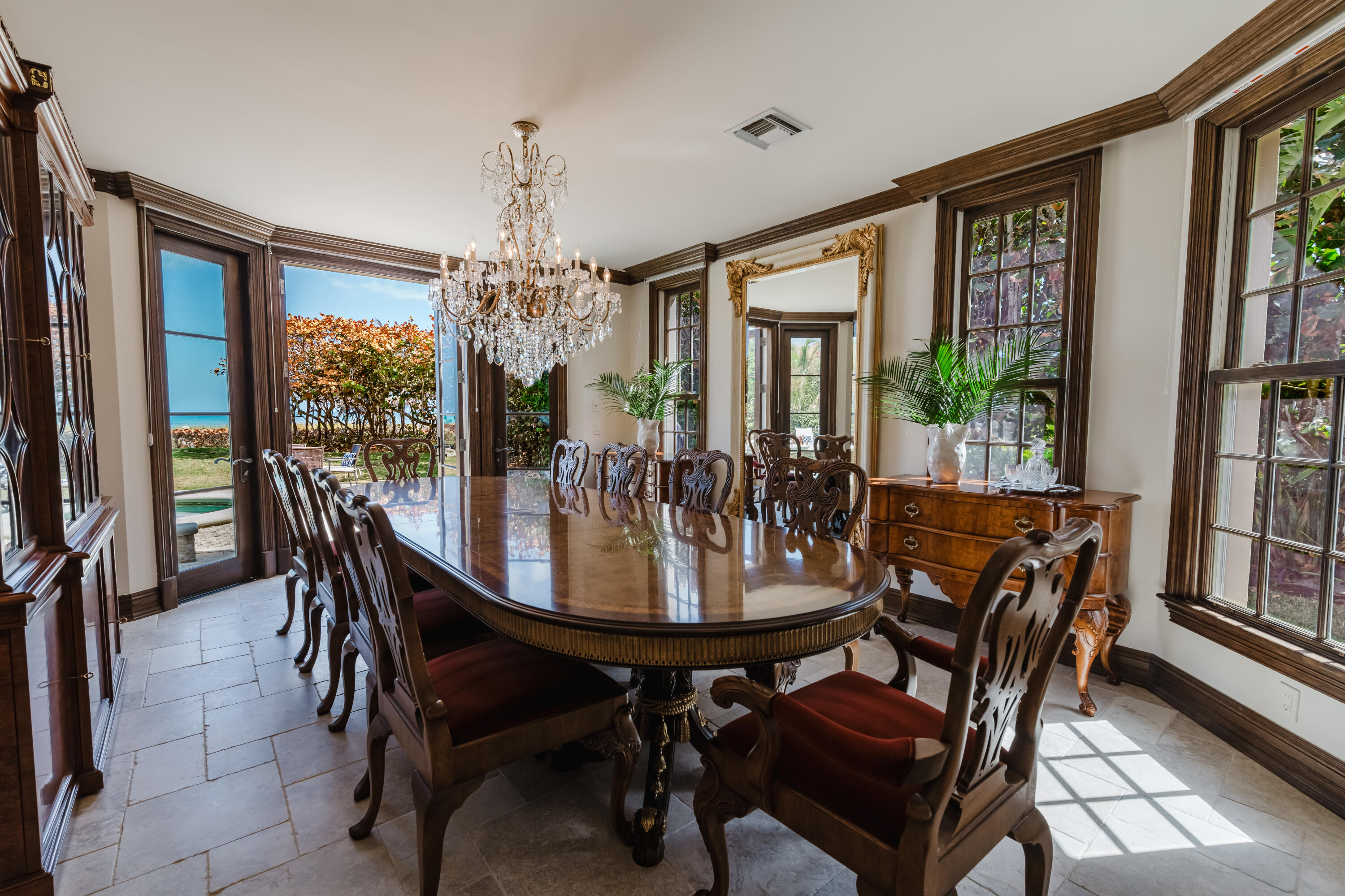 19 North Beach Road Jupiter Island, FL 33455 - Photo 22 of 80 Dining Room