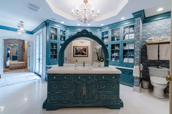 $22,500,000 | 19 North Beach Road, Jupiter Island, FL 33455