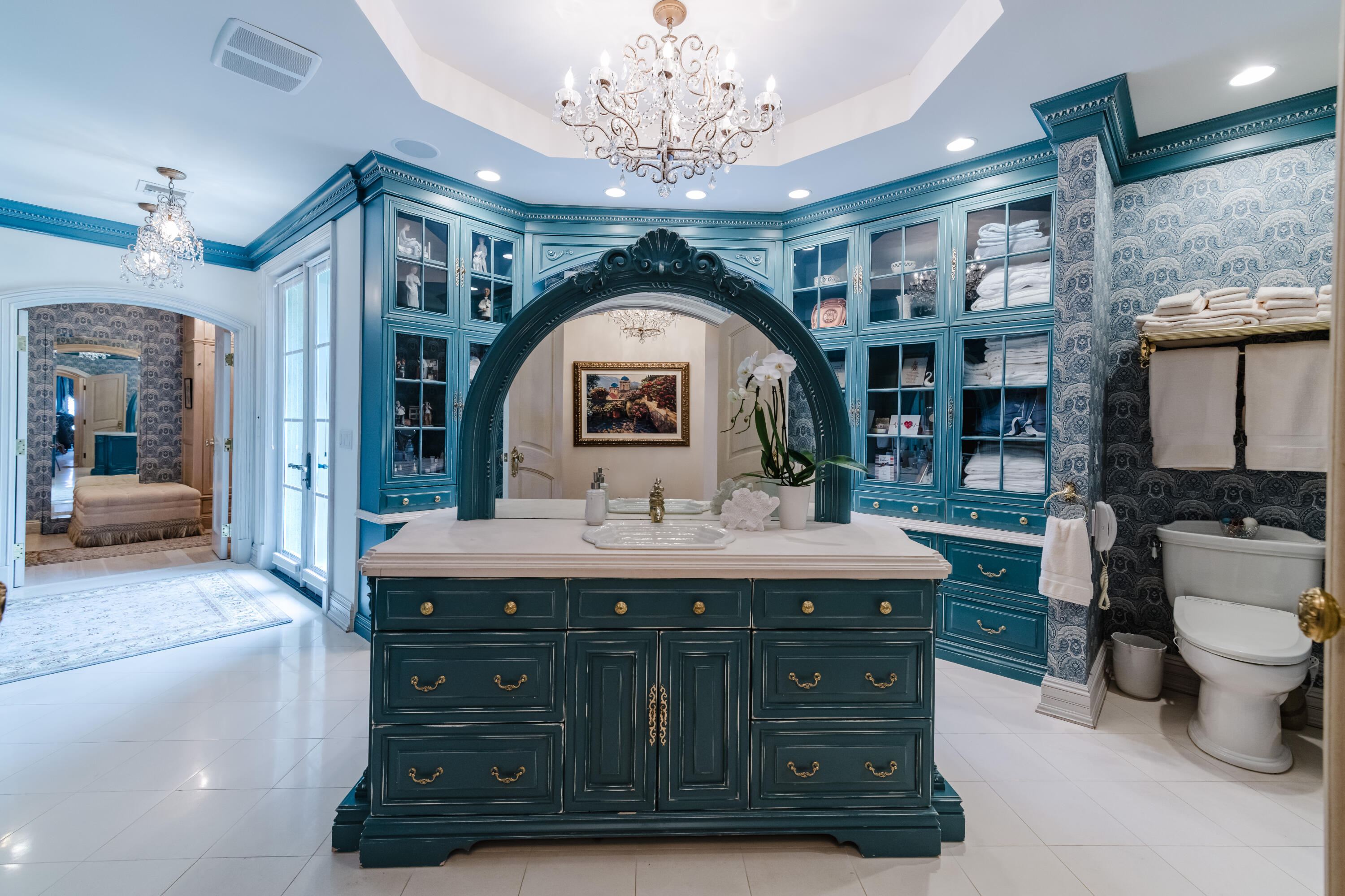 19 North Beach Road Jupiter Island, FL 33455 - Photo 27 of 80 Primary Bath