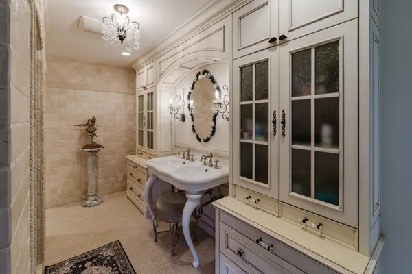 $22,500,000 | 19 North Beach Road, Jupiter Island, FL 33455