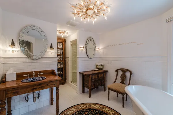 $22,500,000 | 19 North Beach Road, Jupiter Island, FL 33455