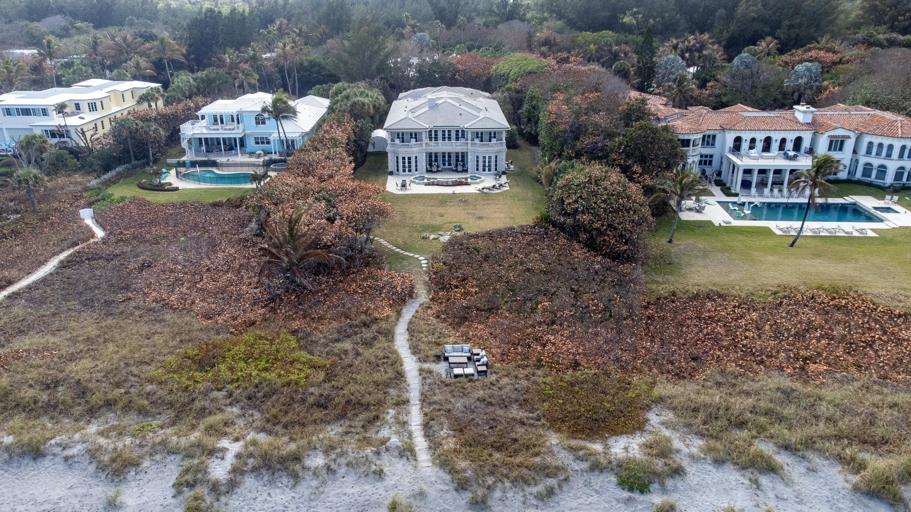 19 North Beach Road Jupiter Island, FL 33455 - Photo 76 of 80 Aerial with Beach access