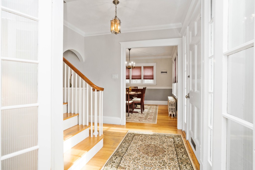 79 Dickerman Road Newton, MA 02461 - Photo 5 of 25