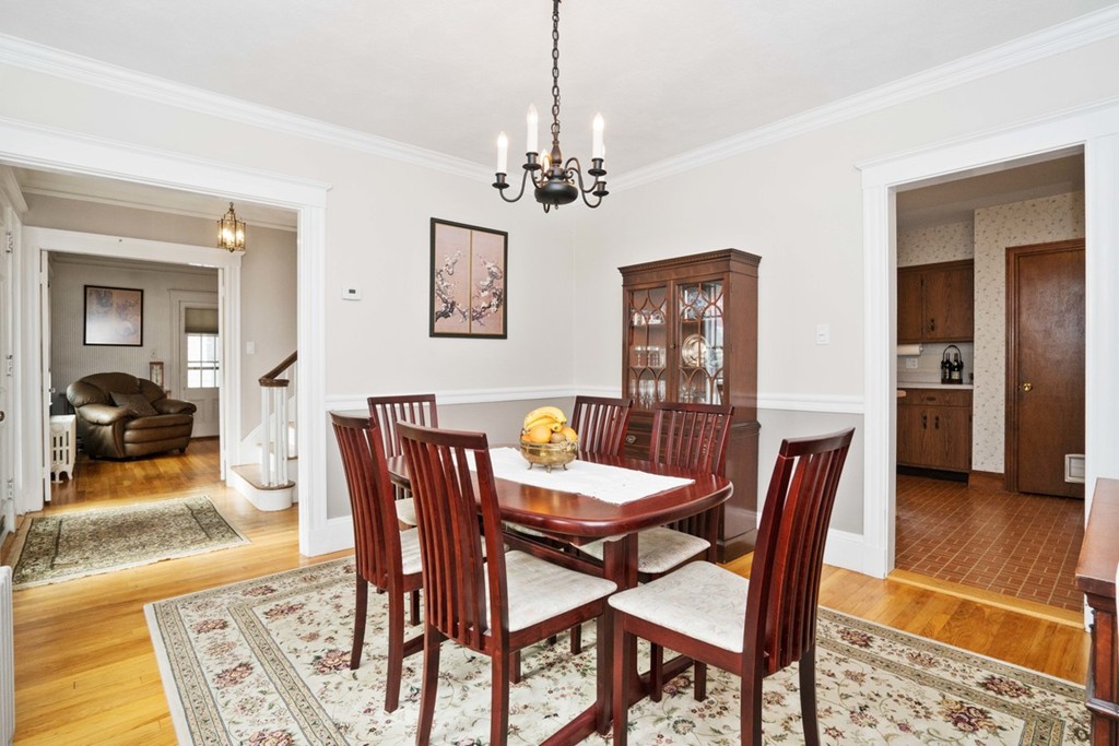 79 Dickerman Road Newton, MA 02461 - Photo 8 of 25