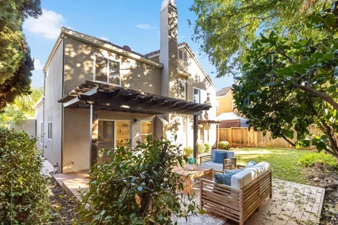 $2,348,000 | 4593 Fallstone Court, San Jose, CA 95124