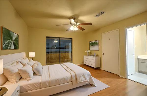 $945 | 9009 Richmond Avenue, Unit 607, Houston, TX 77063