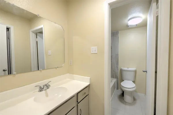 $945 | 9009 Richmond Avenue, Unit 607, Houston, TX 77063