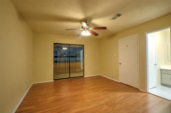 $945 | 9009 Richmond Avenue, Unit 607, Houston, TX 77063