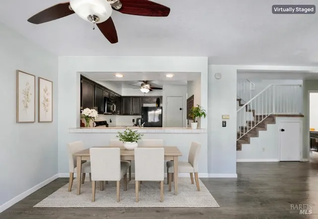 a view of kitchen with breakfast area