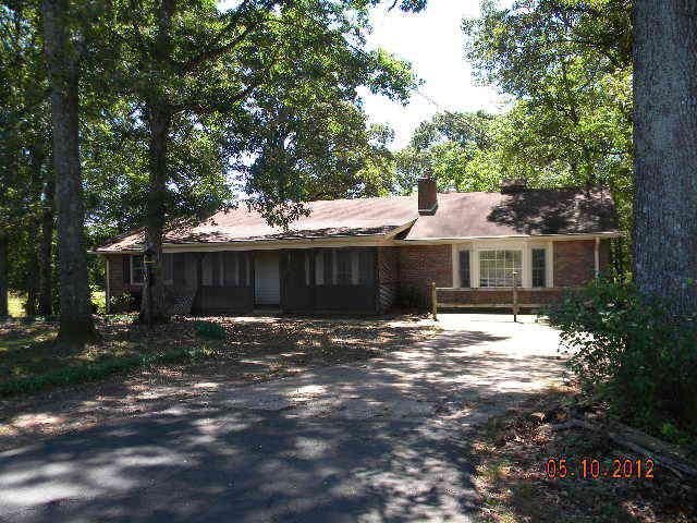 215 Bond Kelley Road Canon, GA 30520 - Photo 1 of 1
