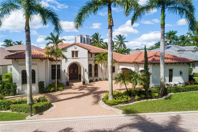 $4,299,995 | 4610 Via Cappello, Estero, FL 34134