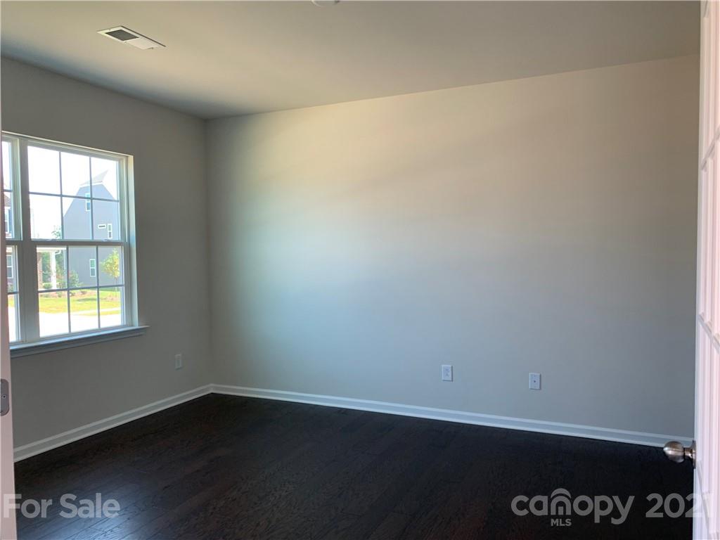 17526 Snug Harbor Road, Unit PL 78 Charlotte, NC 28278 - Photo 4 of 19 Gallery Image 4