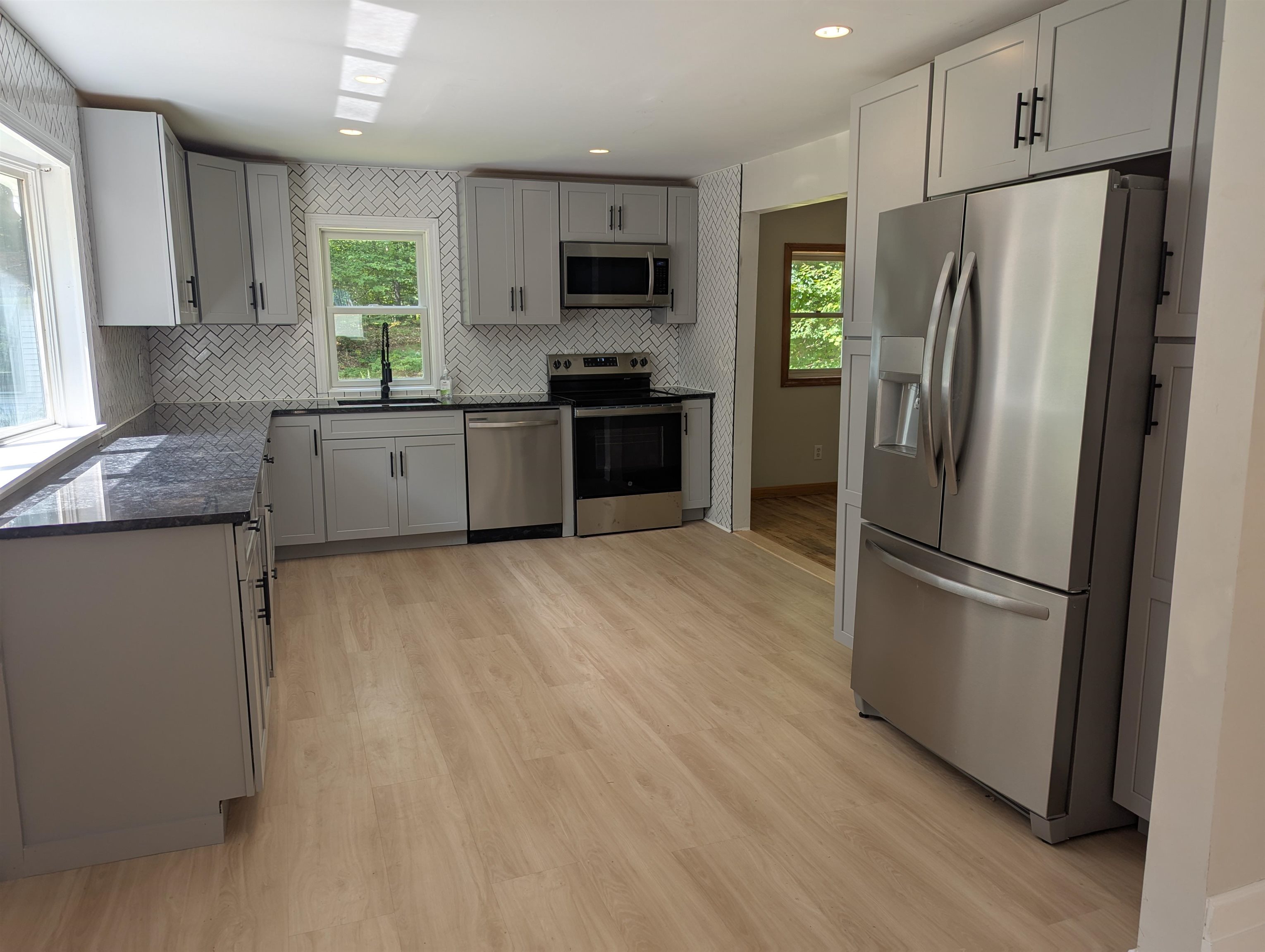 21 Baywoods Road Meredith, NH 03253 - Photo 5 of 24