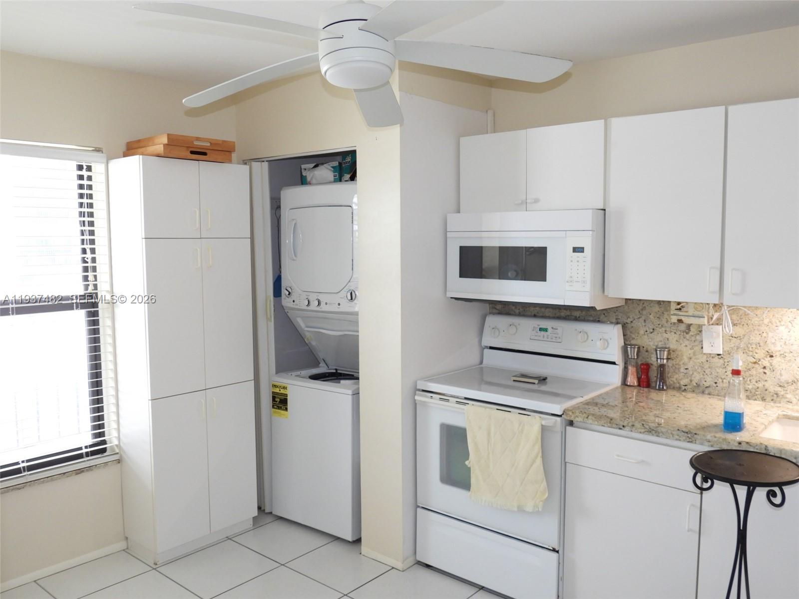 1631 Riverview Road, Unit 203 Deerfield Beach, FL 33441 - Photo 7 of 33 Washer and Dryer