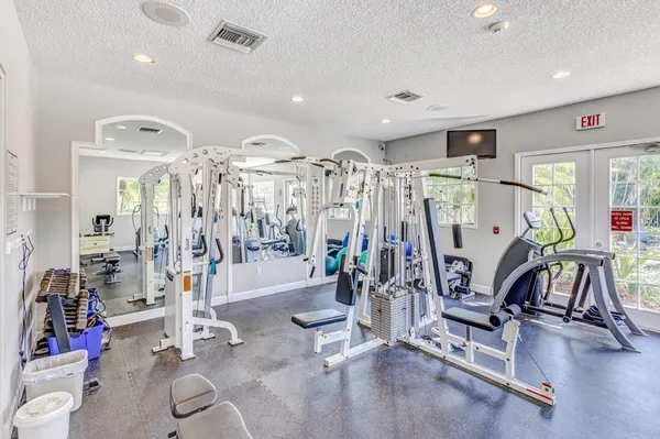 $2,875 | 284 Village Boulevard, Unit 9102, Tequesta, FL 33469