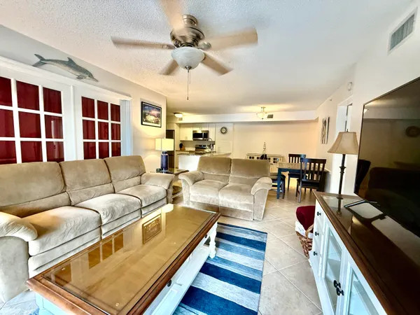 $2,875 | 284 Village Boulevard, Unit 9102, Tequesta, FL 33469
