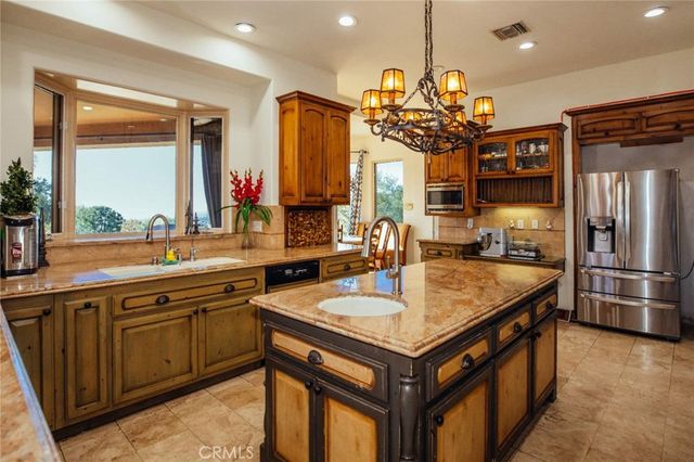 $5,888,800 | 365 Oak Mountain Road, Bradbury, CA 91008