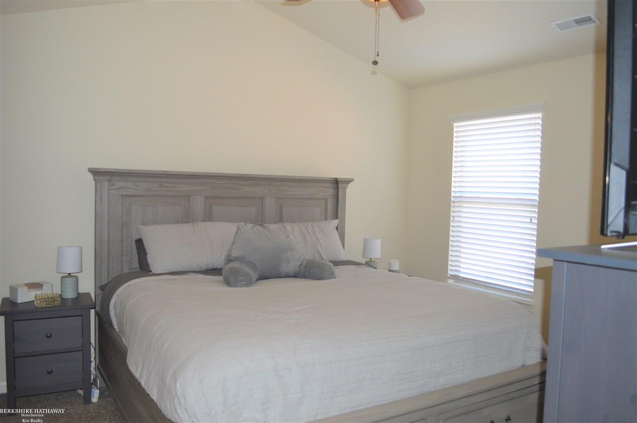 17059 East 14 Mile Road Fraser, MI 48026 - Photo 17 of 44 Master Bedroom