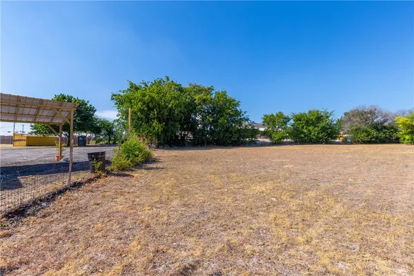 $1,000 | 7275 County Road 110, Round Rock, TX 78665