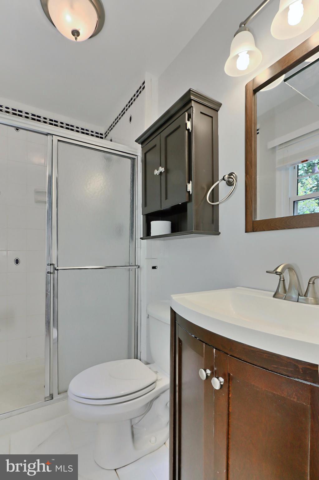7112 Whetstone Road Alexandria, VA 22306 - Photo 15 of 30 Renovated Master Bathroom