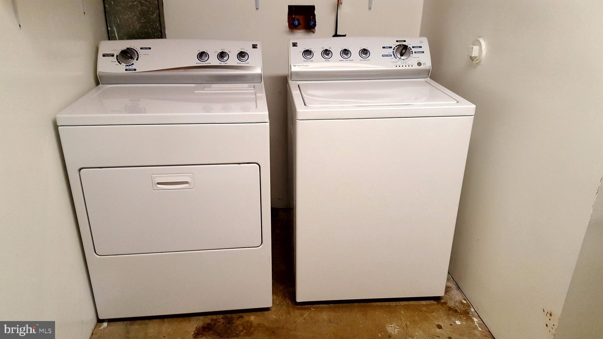 7112 Whetstone Road Alexandria, VA 22306 - Photo 10 of 30 2 year old Washer and Dryer