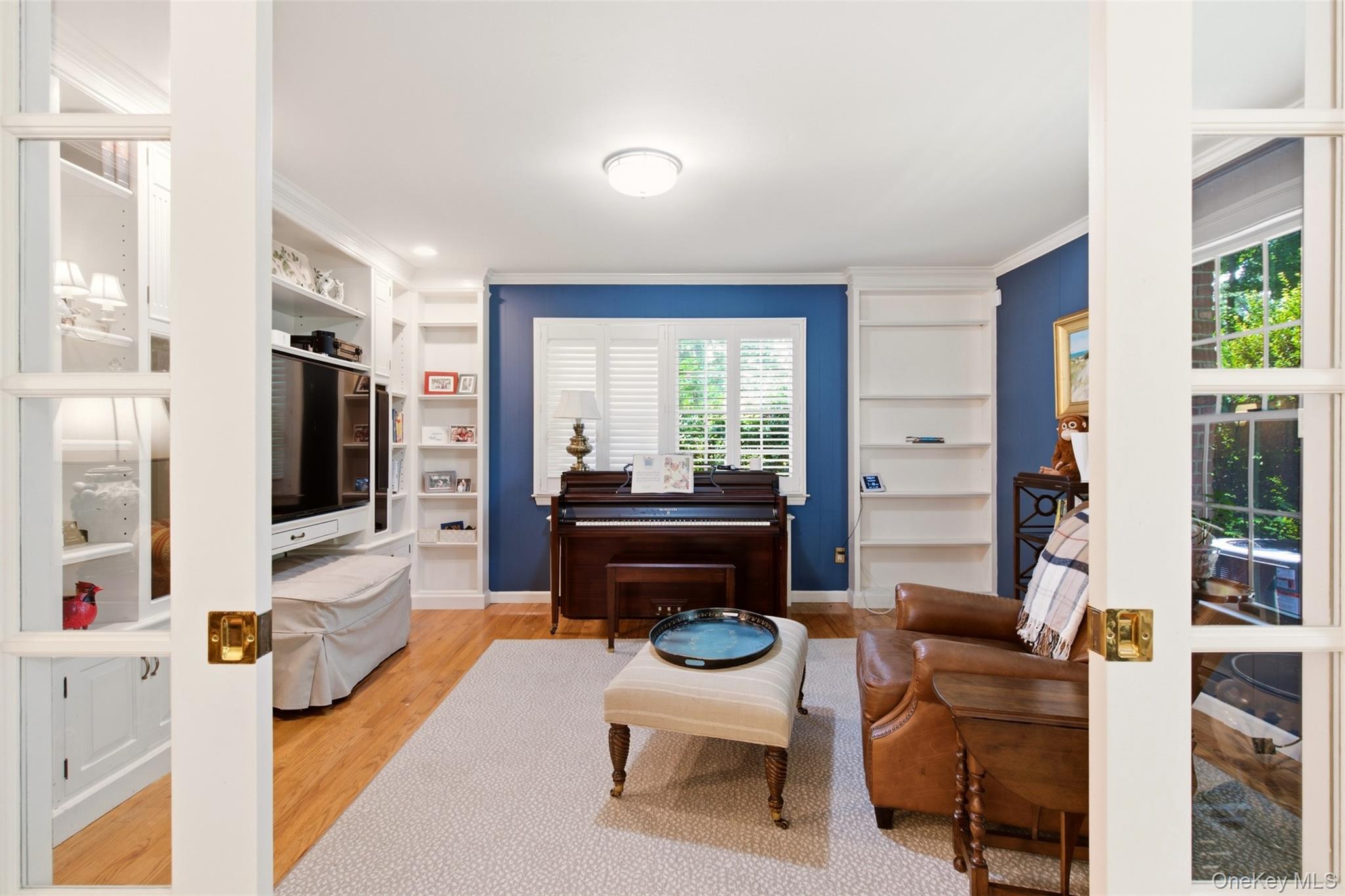 7 Private Road Huntington, NY 11743 - Photo 9 of 49 Gallery Image 9