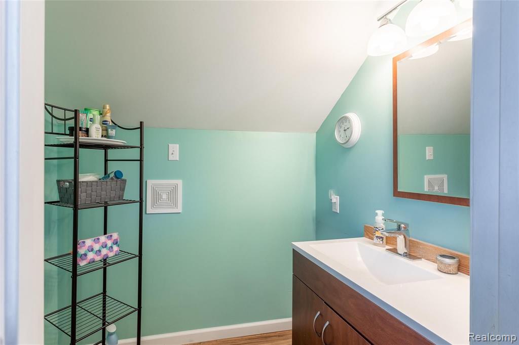 3410 Chester Road Royal Oak, MI 48073 - Photo 18 of 27