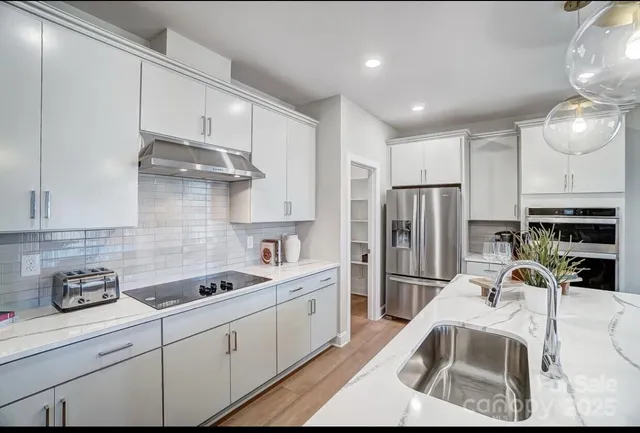 $719,900 | 7513 Lancaster Highway, Unit 6, Waxhaw, NC 28173