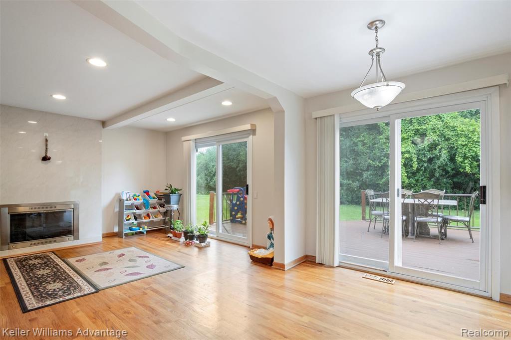 5016 Patrick Road West Bloomfield, MI 48322 - Photo 19 of 71 Gallery Image 19