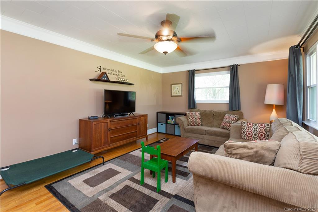 211 Perry Road Troutman, NC 28166 - Photo 11 of 31 Gallery Image 11