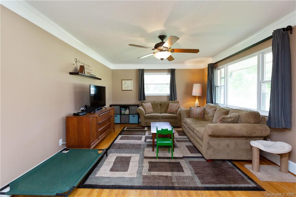 211 Perry Road Troutman, NC 28166 - Photo 12 of 31 Gallery Image 12