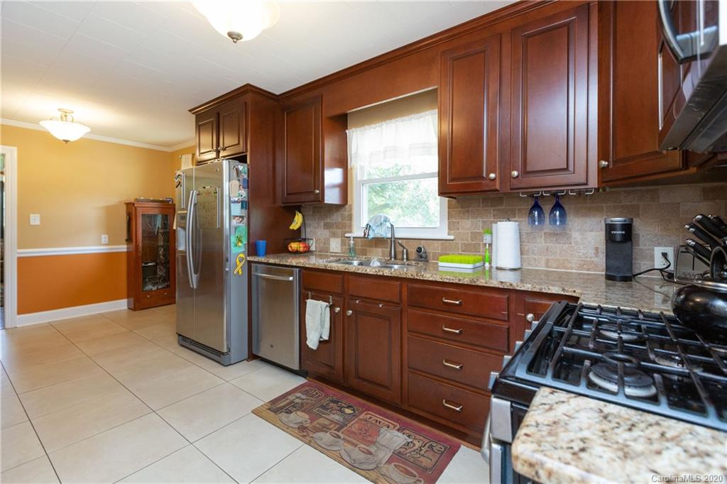 211 Perry Road Troutman, NC 28166 - Photo 13 of 31 Gallery Image 13