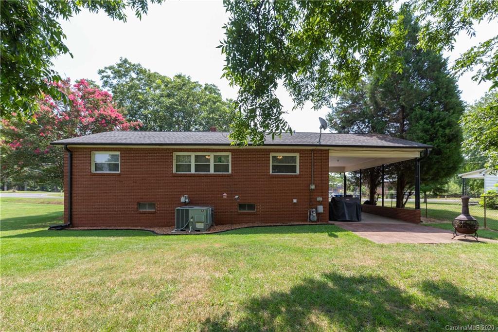 211 Perry Road Troutman, NC 28166 - Photo 6 of 31 Gallery Image 6