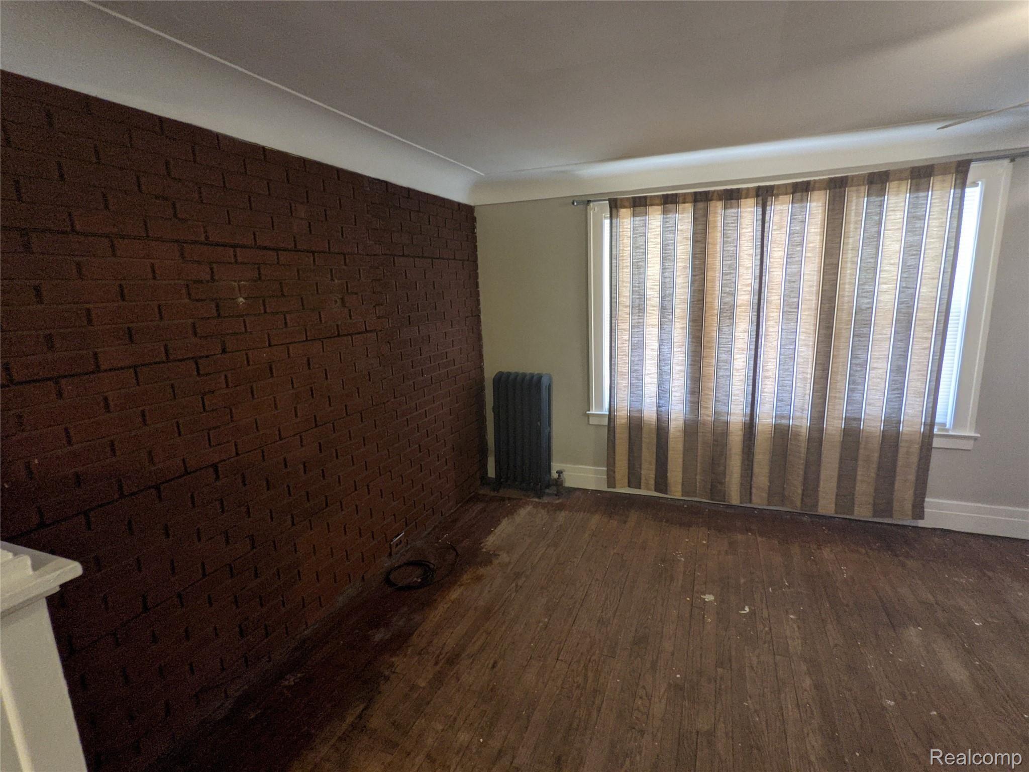 131 Elm Street River Rouge, MI 48218 - Photo 29 of 44 PXL_20210409_150328786.jpg