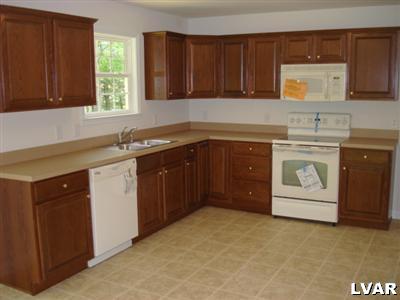 30 Crescent Road Lehighton, PA 18235 - Photo 9 of 9 Gallery Image 9
